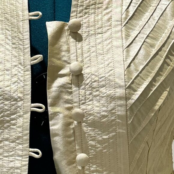 Bianco Levrin Women's Silk Shirt - Picture 8 of 10